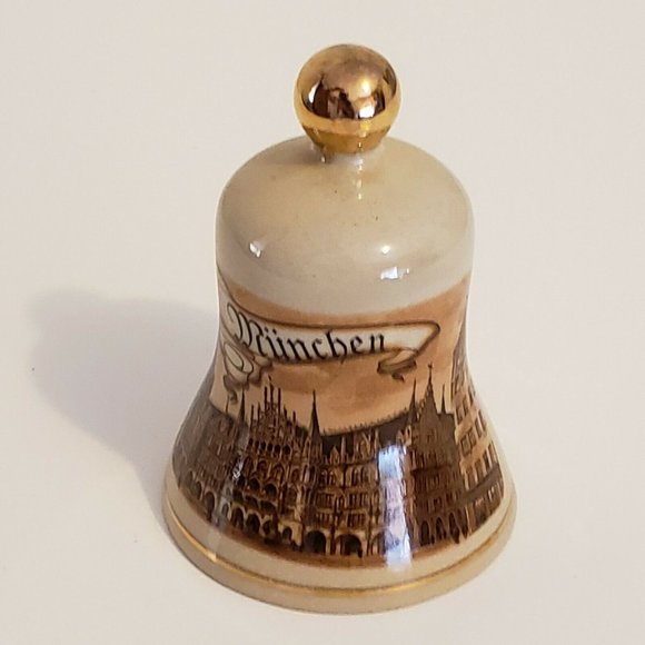 Munchen, Bavaria, Germany Skyline View Bell - Picture 3 of 10
